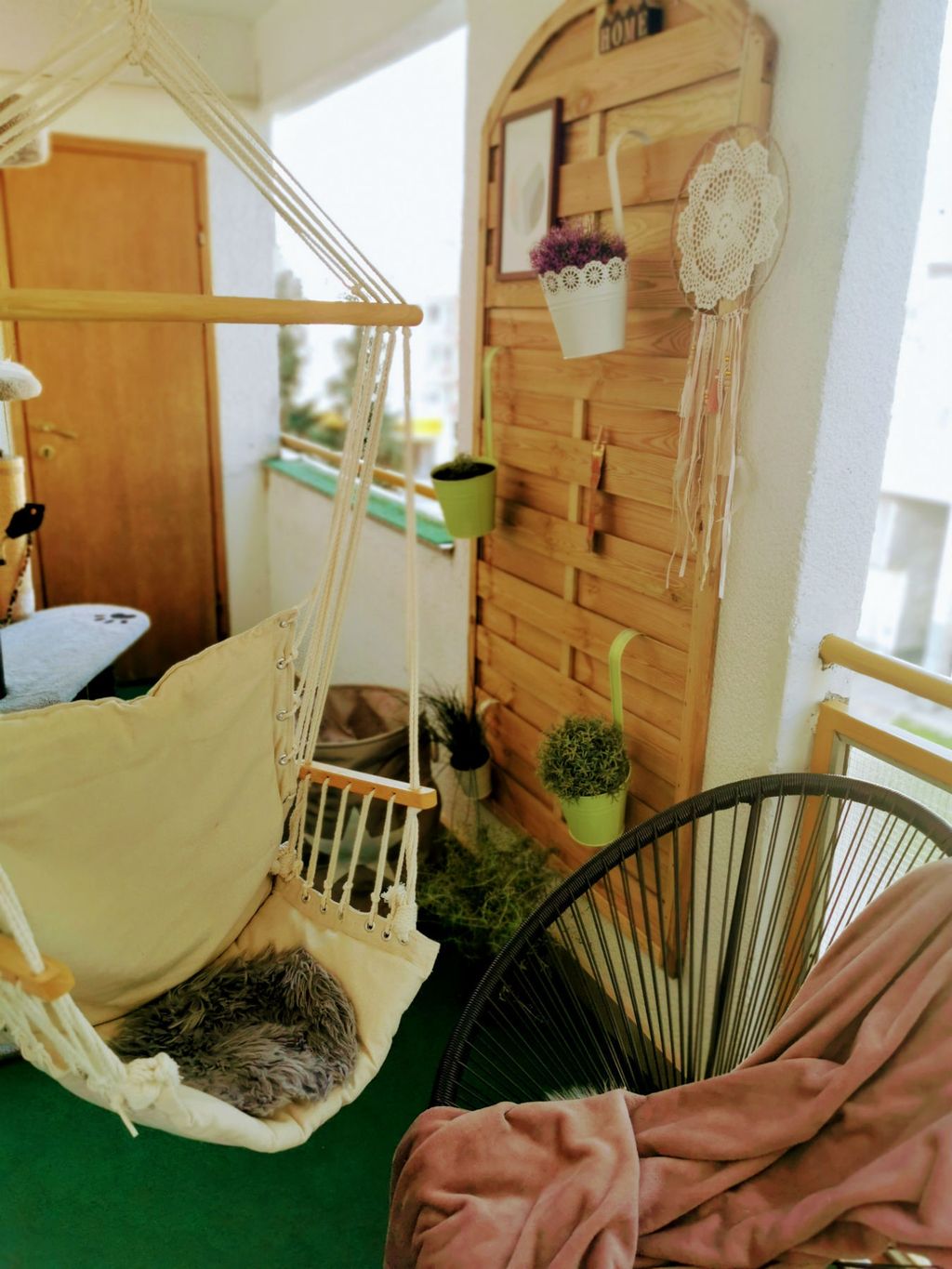 Balkon u Slavonskom Brodu na kojem će se ispijati kava, ali i raditi - 1