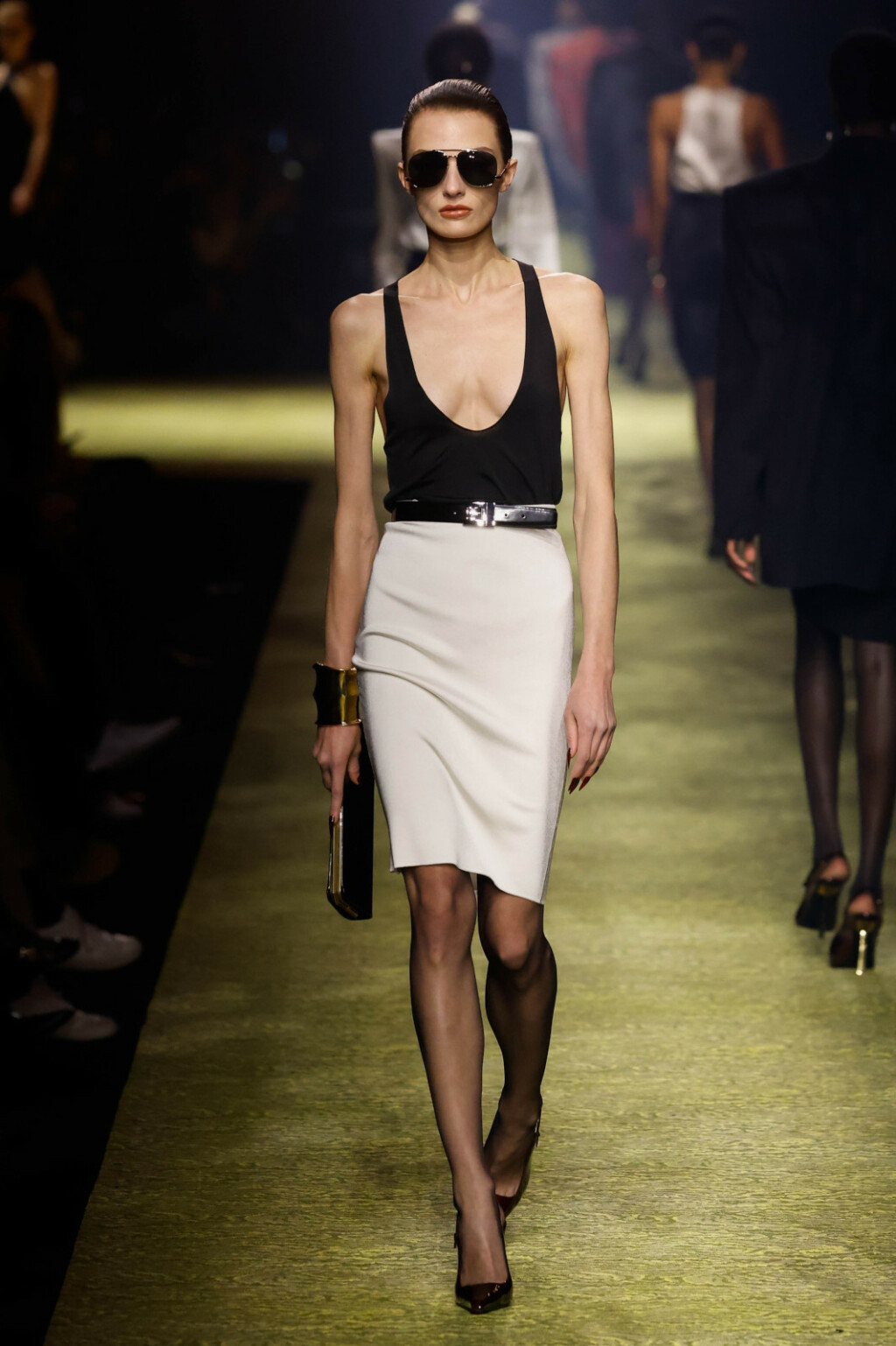 Modna kuća Saint Laurent predstavila je kolekciju za jesen/zimu 2023./24. na Tjednu mode u Parizu - 4