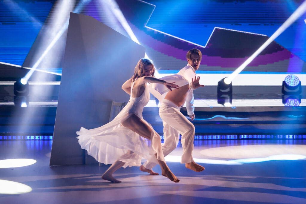 Glumica Daria Lorenci Flatz natječe se u showu 'Ples sa zvijezdama' sa svojim plesnim mentorom Ivanom Jarnecom - 3