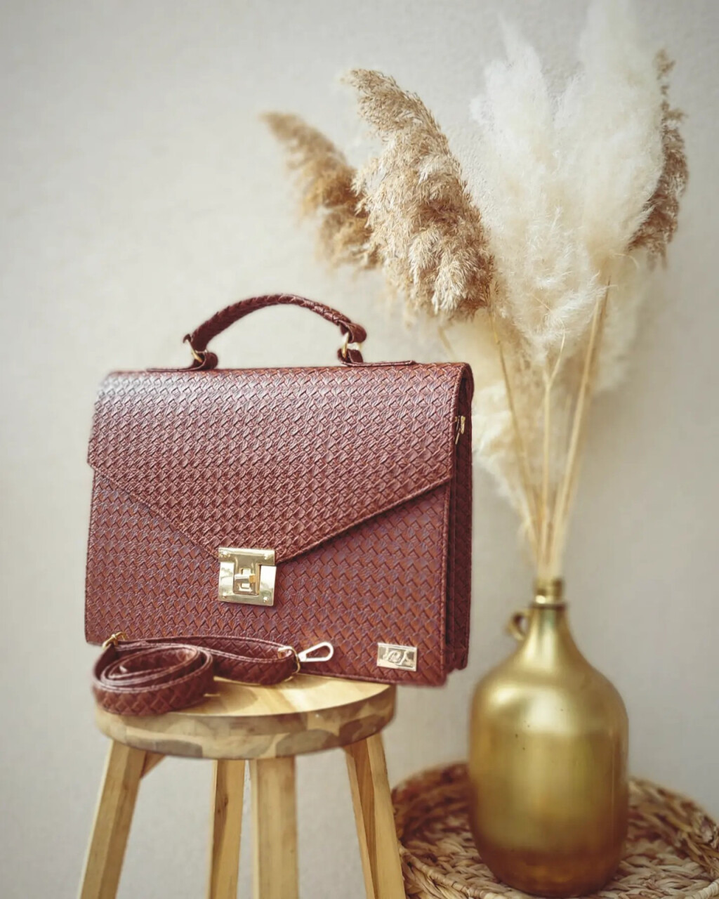 Hrvatski brend Luxe Bags izrađuje torbice i prekrasne ženske aktovke od veganske kože