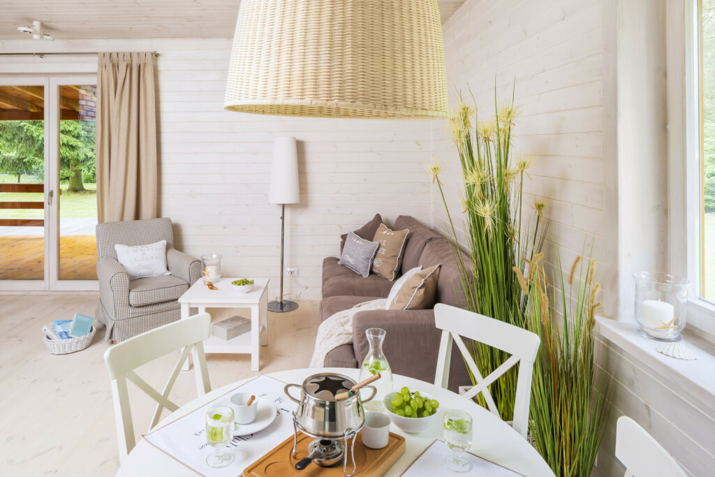 Savršeno uređen interijer kuće - 4