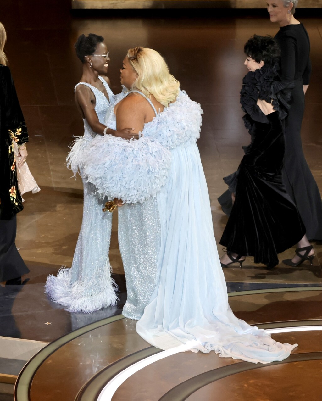 Lupita Nyong'o srdačno je najavila dobitnicu