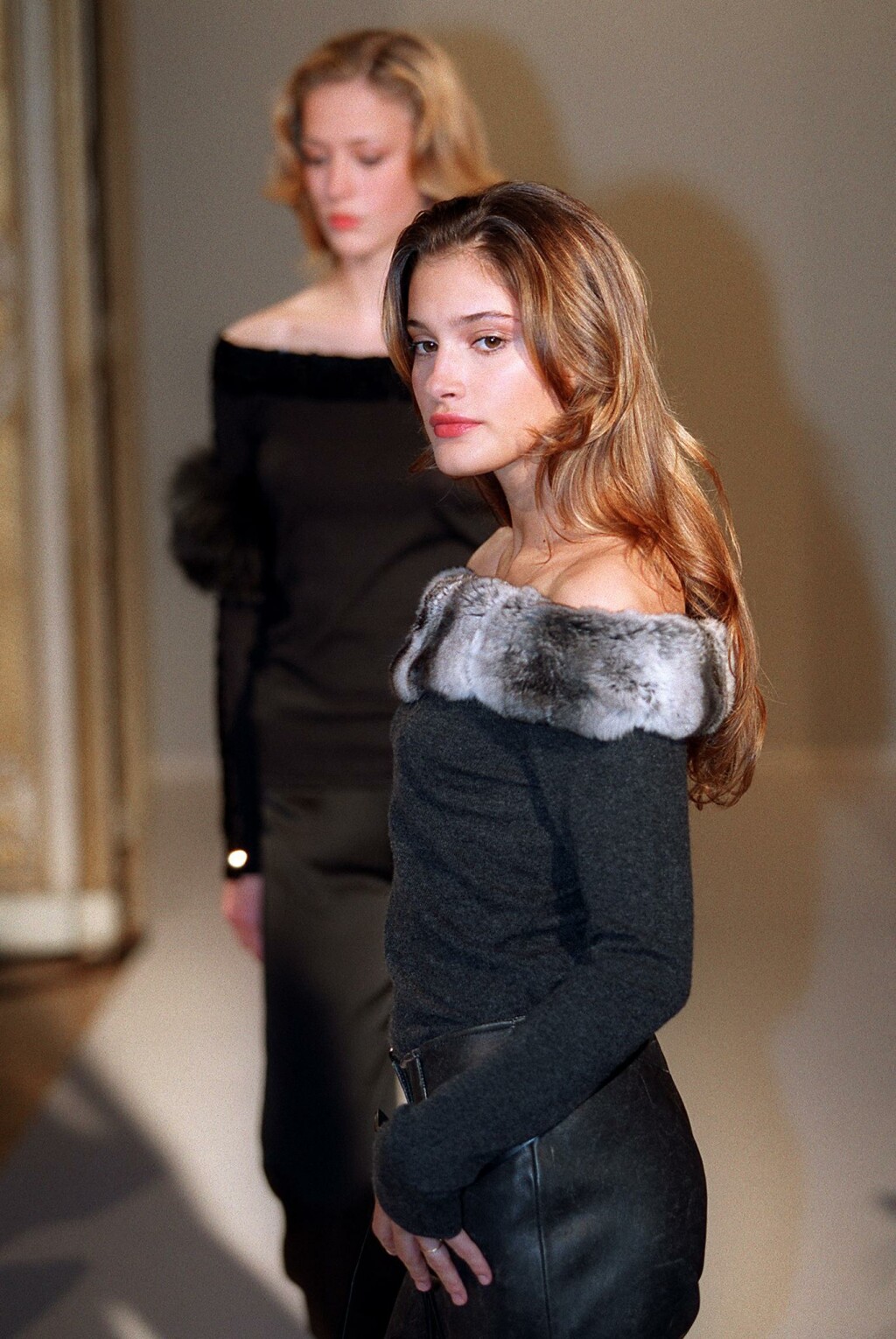 Korina Longin na reviji modne kuće Balmain 2001.