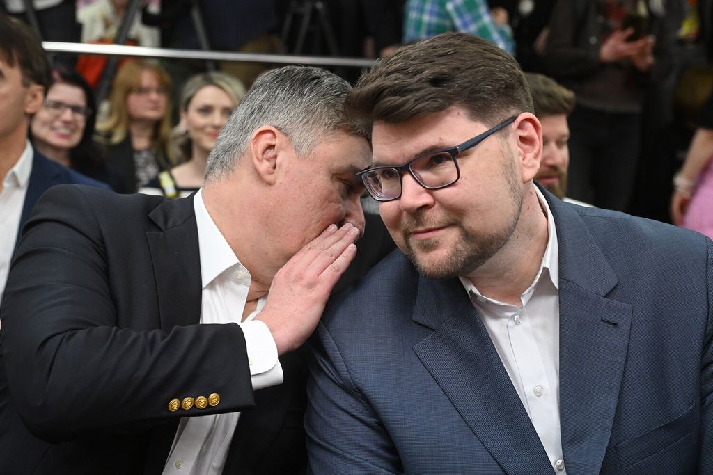 Zoran Milanović i Peđa Grbin na sjednici Glavnog odbora SDP-a