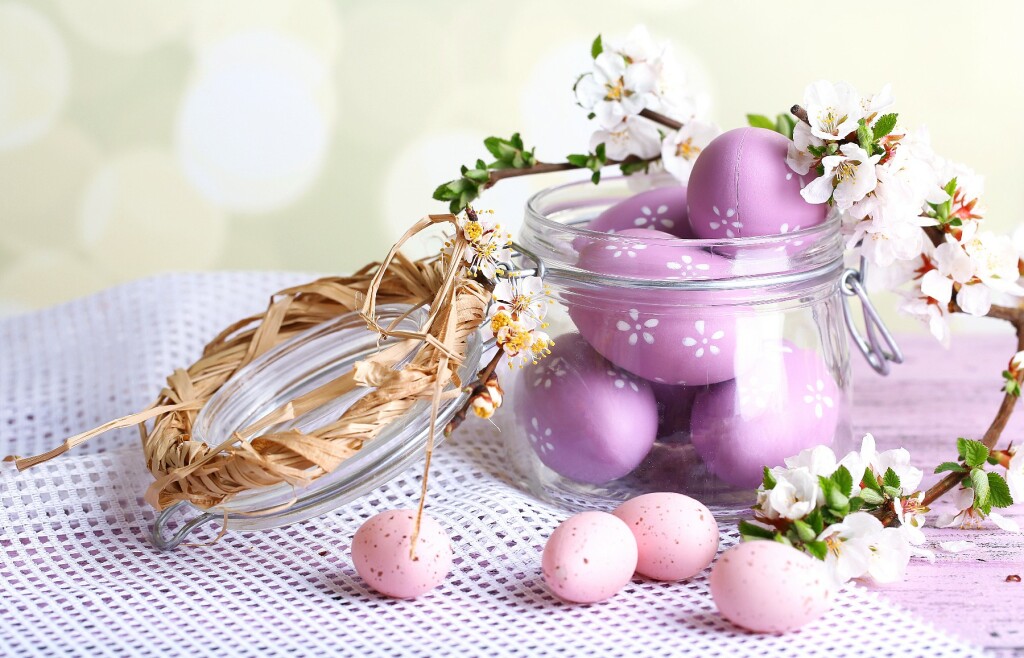 (Šarena) jaja u staklenci kao ukras doma