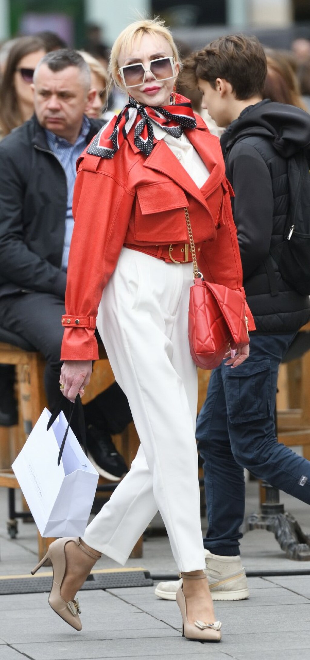 Crvena boja u street style izdanju sa zagrebačke špice - 1