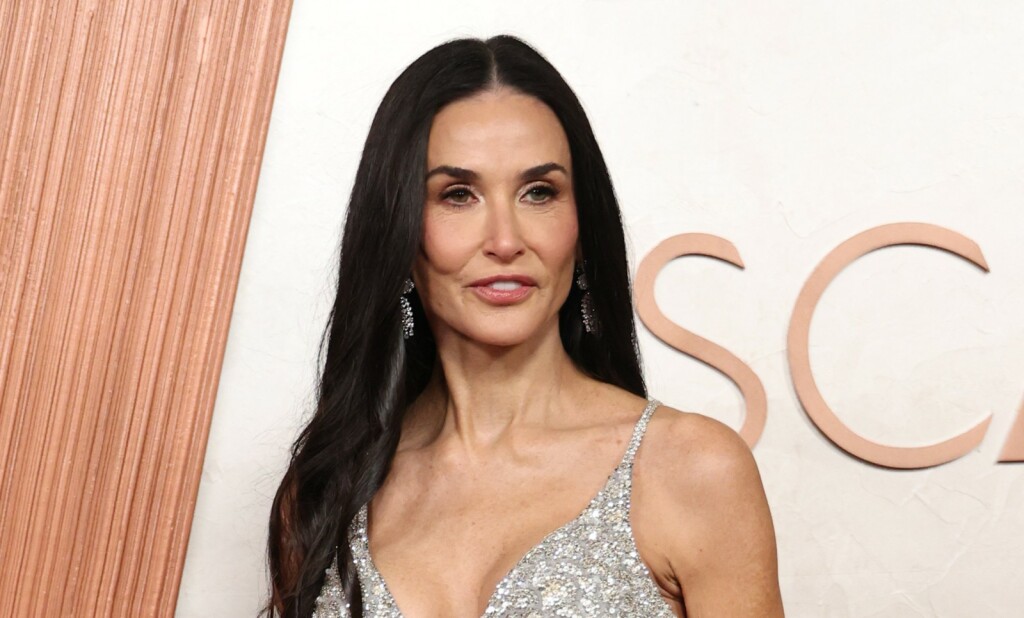 Demi Moore na dodjeli Oscara 2025. u haljini Armani Privéa - 2