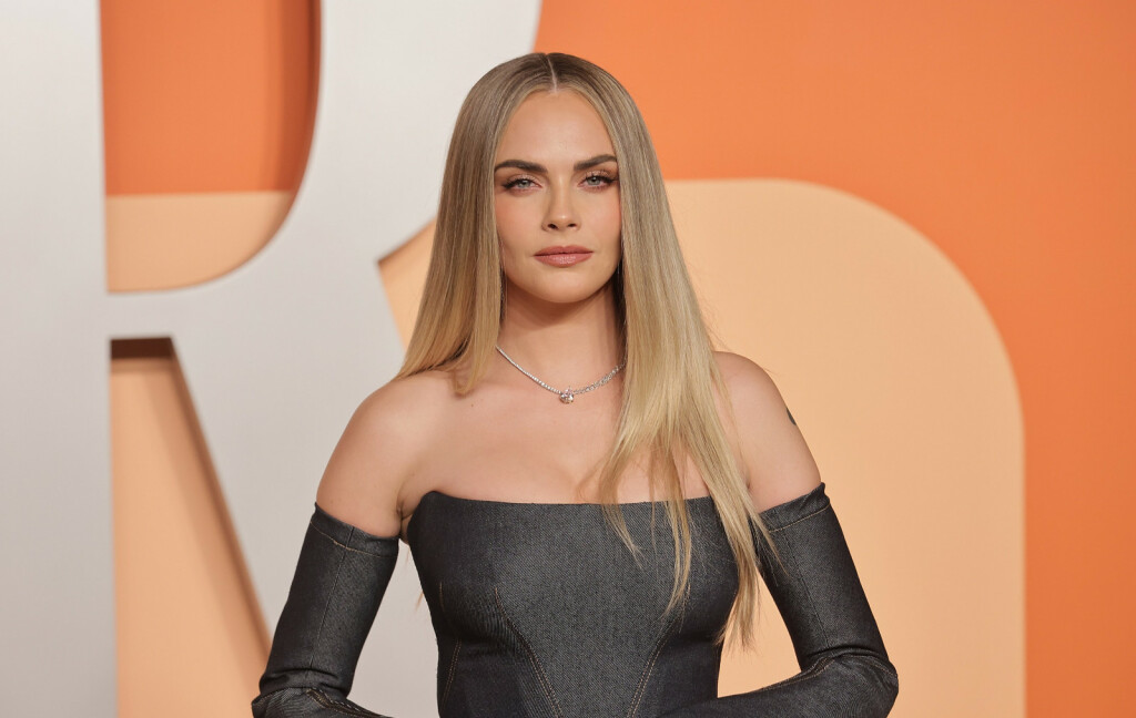 Cara Delevingne u haljini od trapera na oskarovskom partyju Vanity Fair - 4