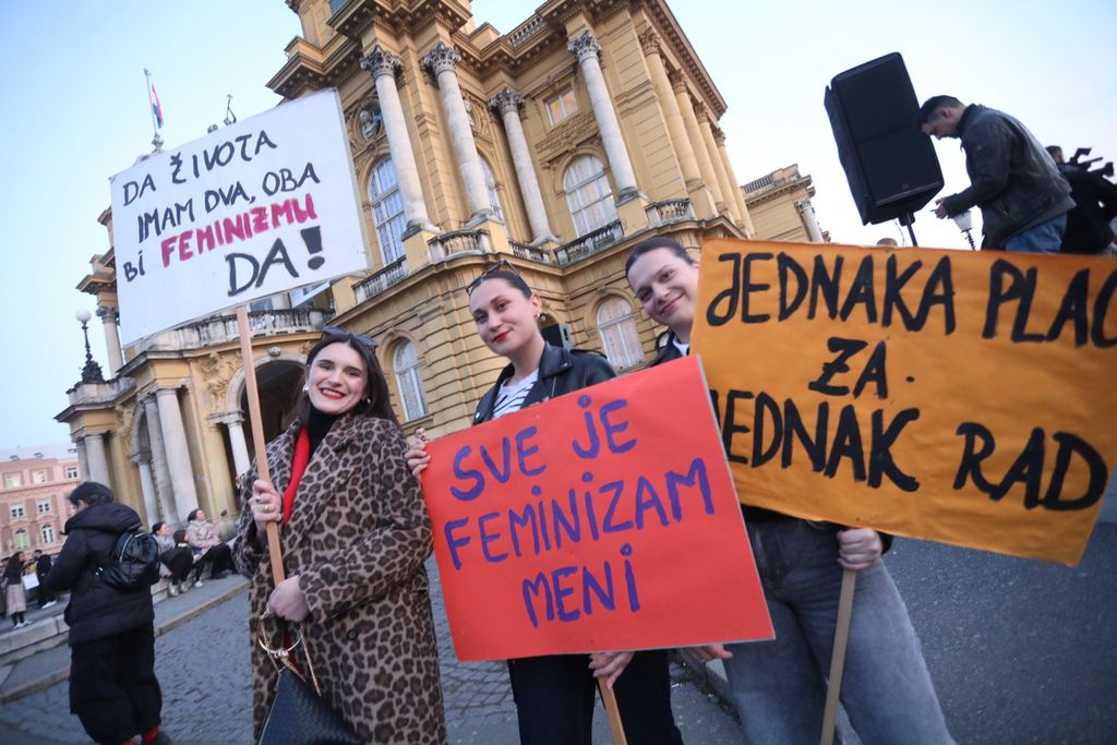 Noćni marš u Zagrebu povodom Međunarodnog dana žena - 1