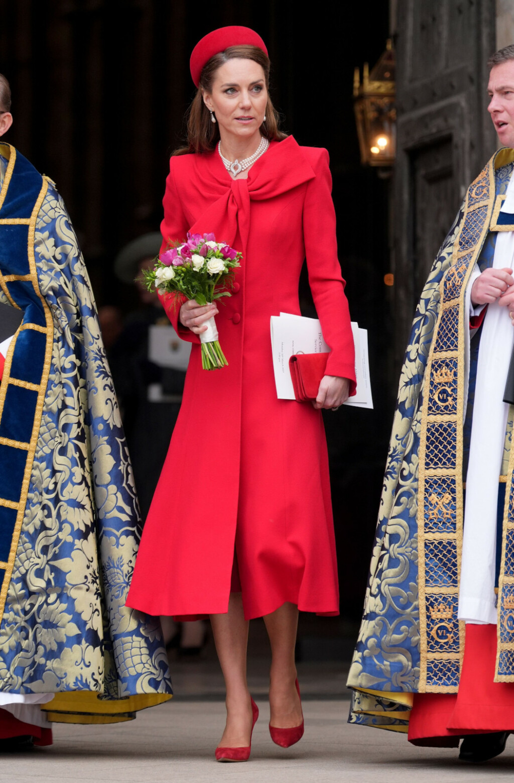 Catherine Middleton u crvenoj kombinaciji na proslavi Dana Commonwealtha - 3