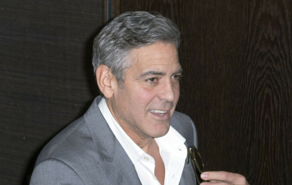 George Clooney obojao je svoju sijedu kosu - 9