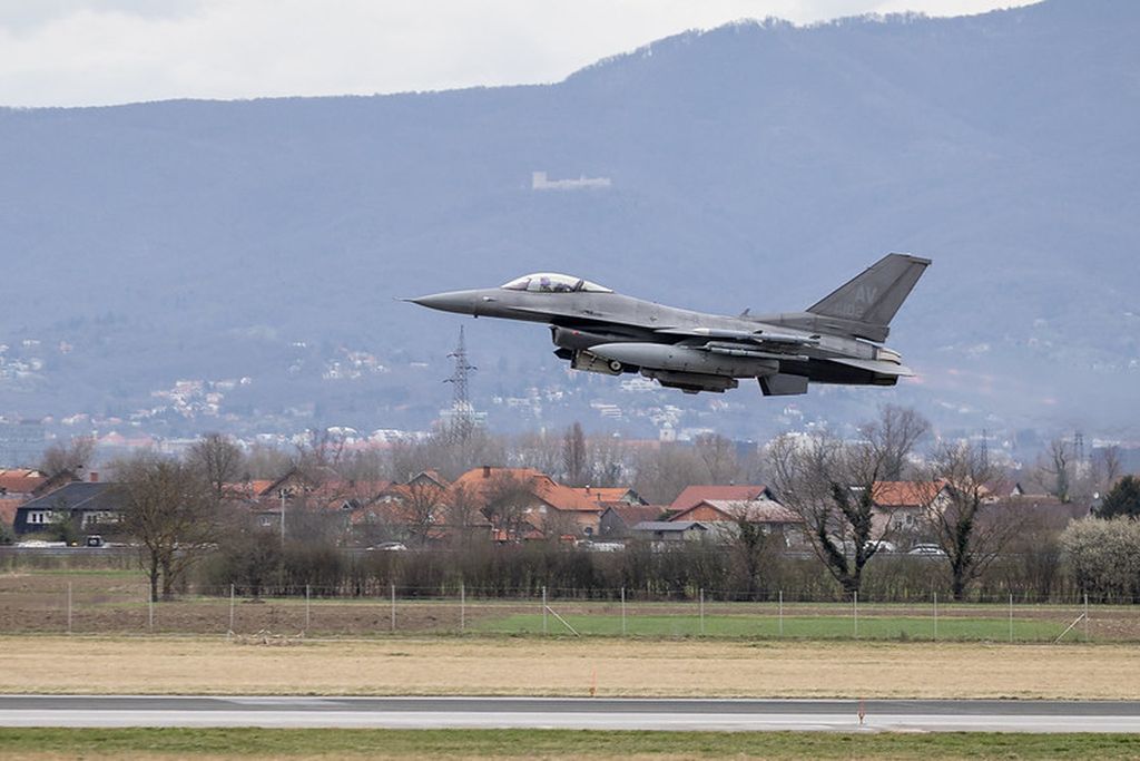 Hrvatski Rafalei i američki F-16 sudjelovali u letačkoj akciji - 3