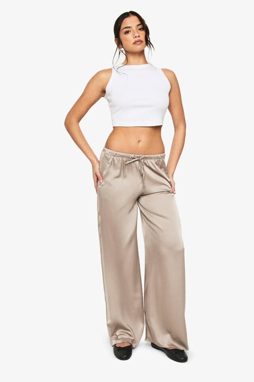 Boohoo hlače, 13 eura