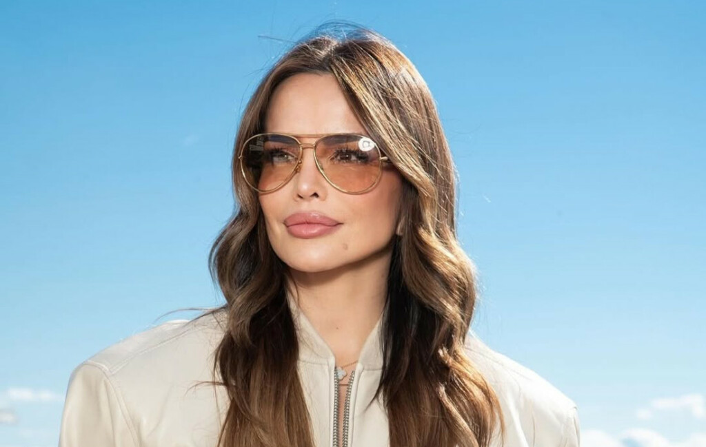 Severina u kožnatom kompletu brenda The Frankie Shop - 4