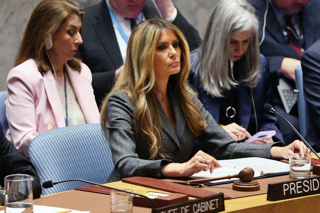 Melania Trump - 2