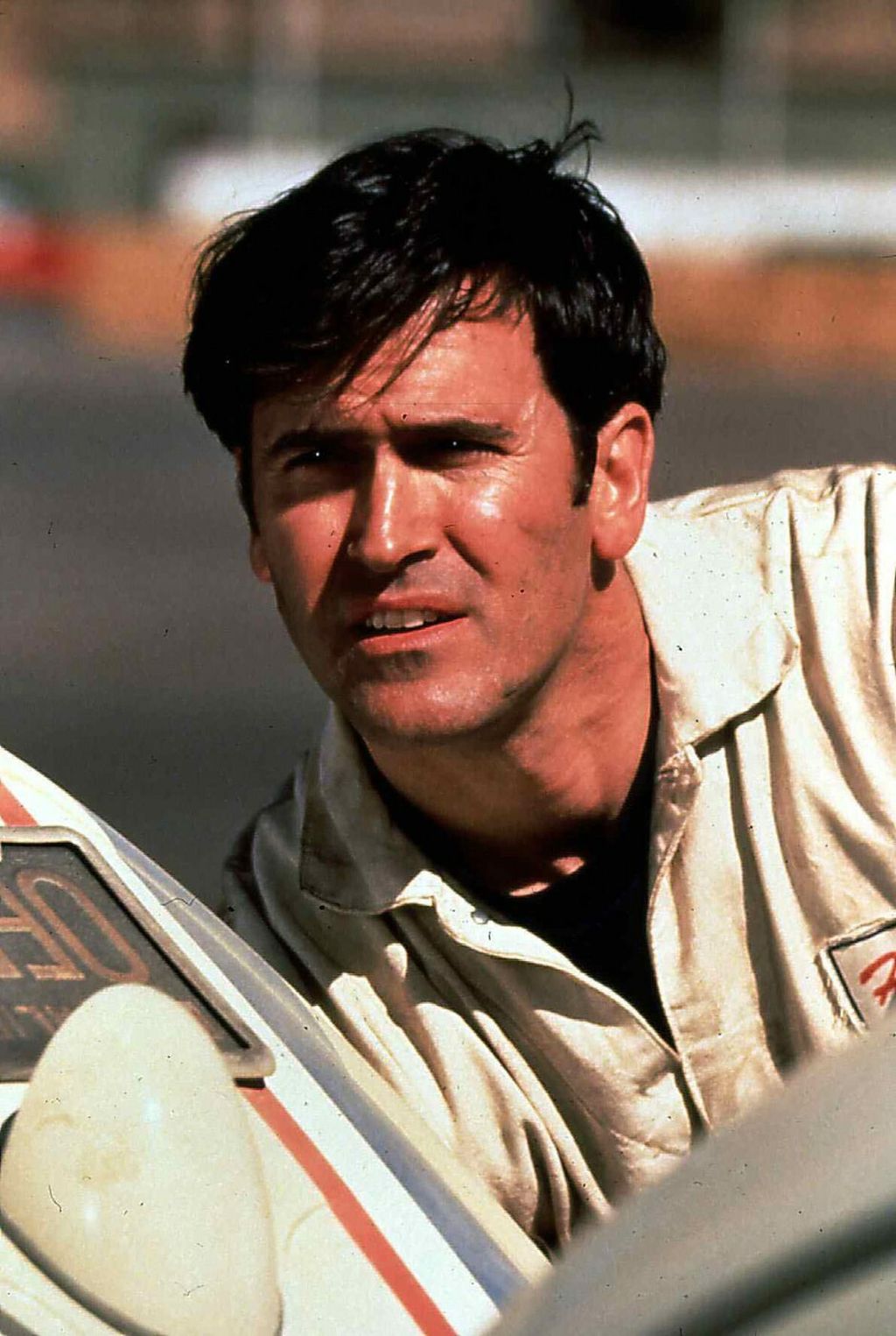 Bruce Campbell - 12