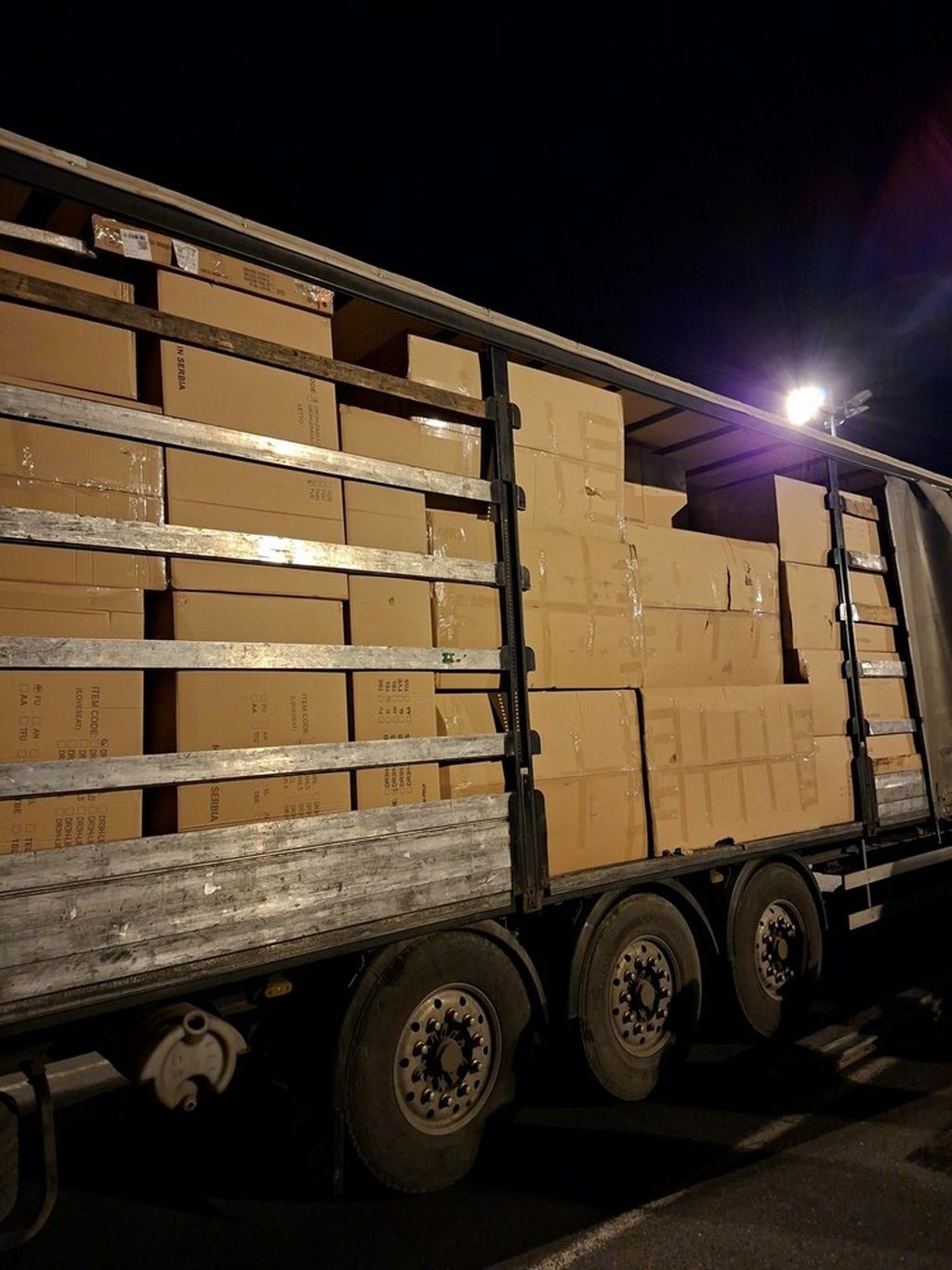 Carinski službenici spriječili pokušaj krijumčarenja plina - 1