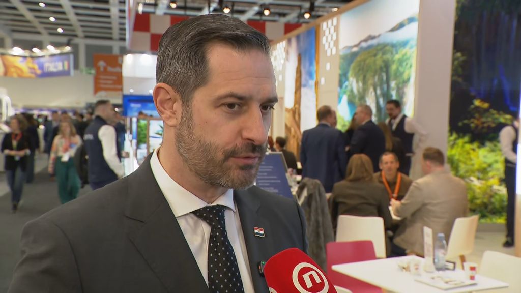 Tonči Glavina, ministar turizma