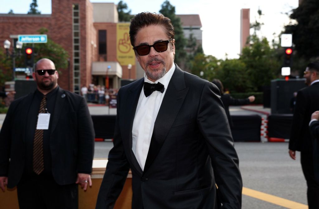 Benicio Del Toro sa kćeri - 6