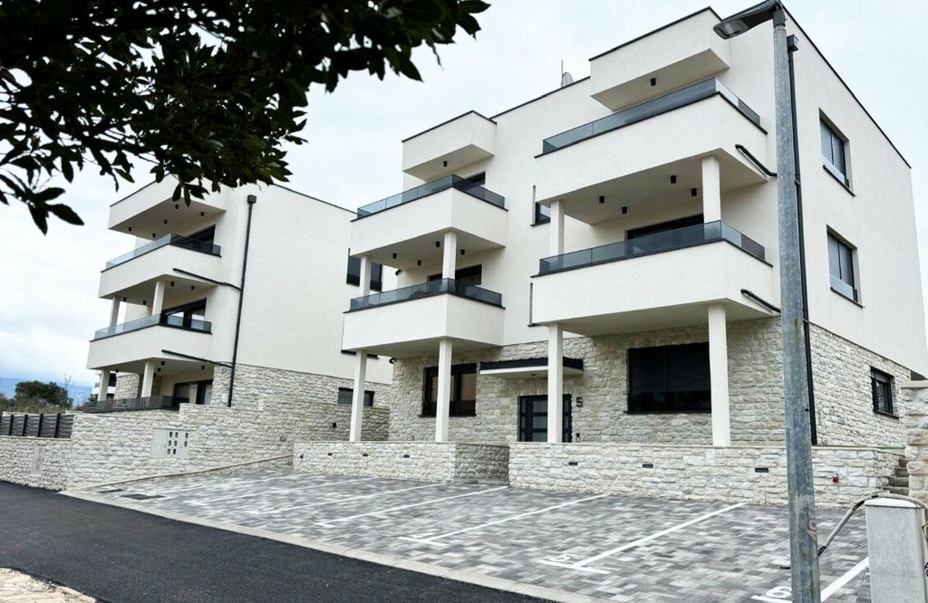 Novogradnja Novalja - 3