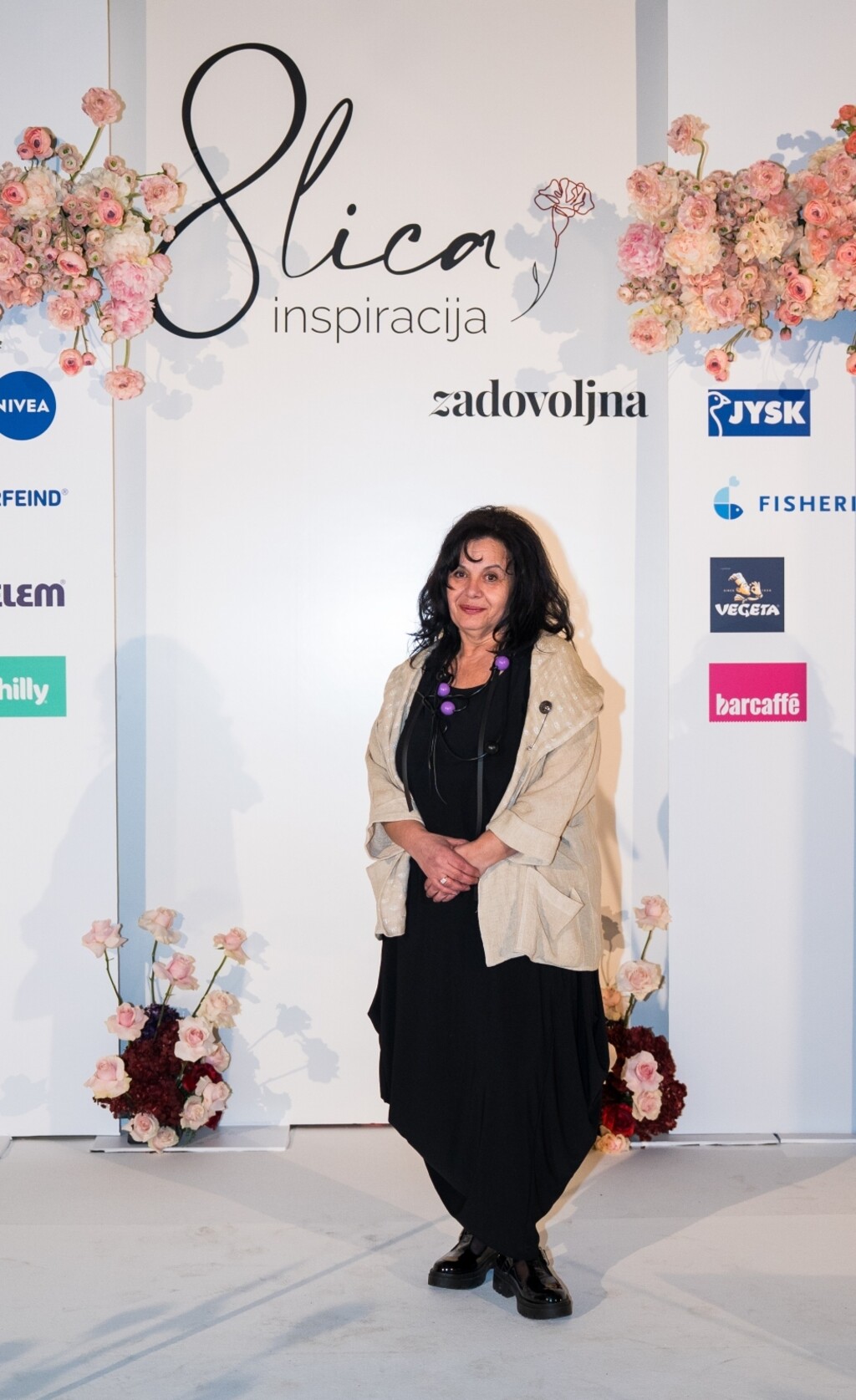 Osam lica, Osam inspiracija