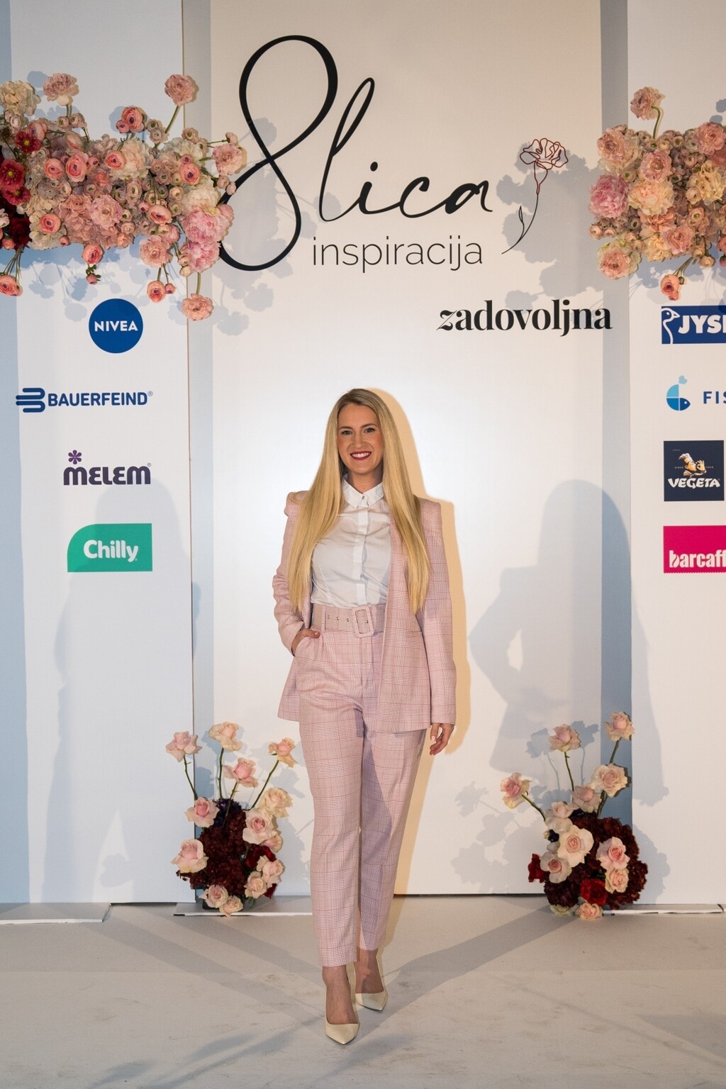 Osam lica, Osam inspiracija