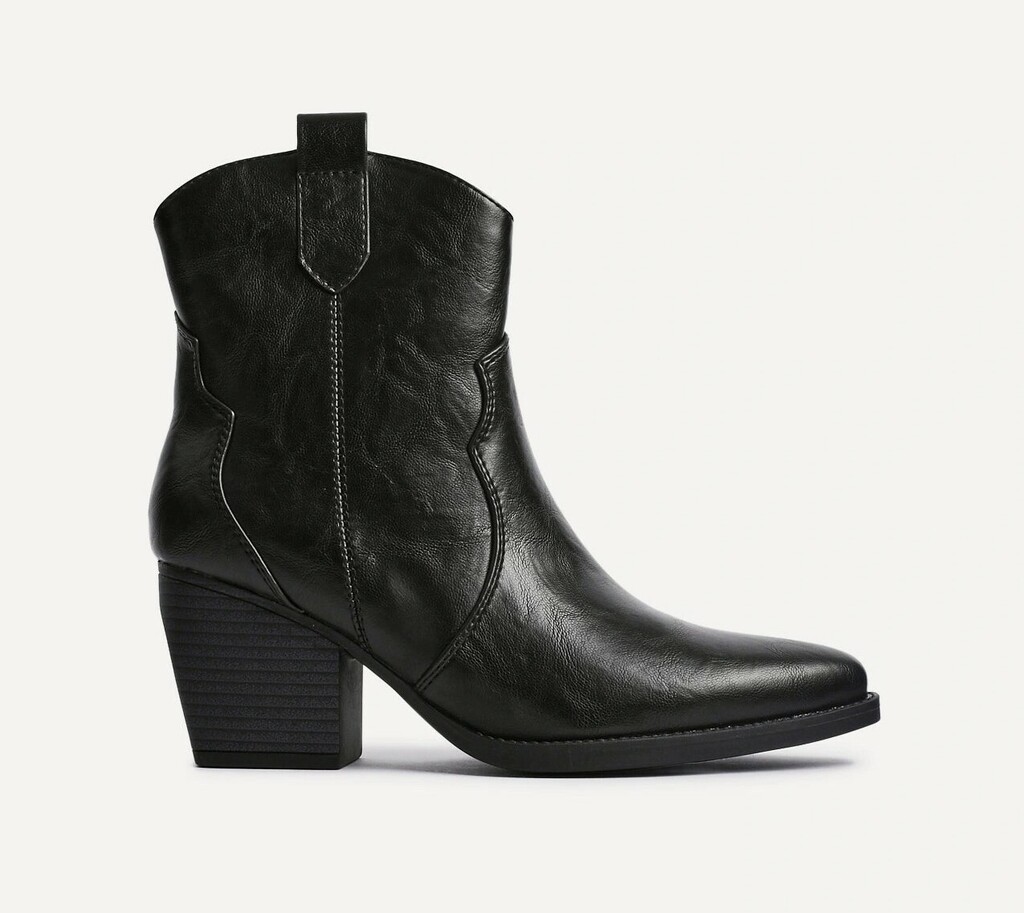 Boohoo gležnjače, 49,39 eura