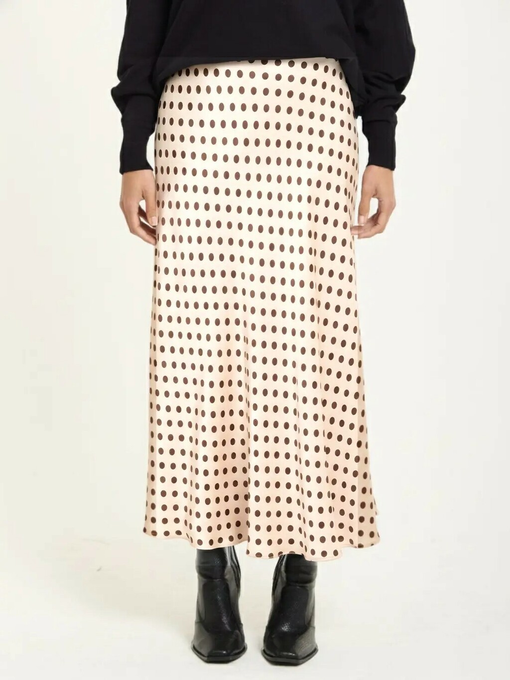 Boohoo suknja, 33,89 eura