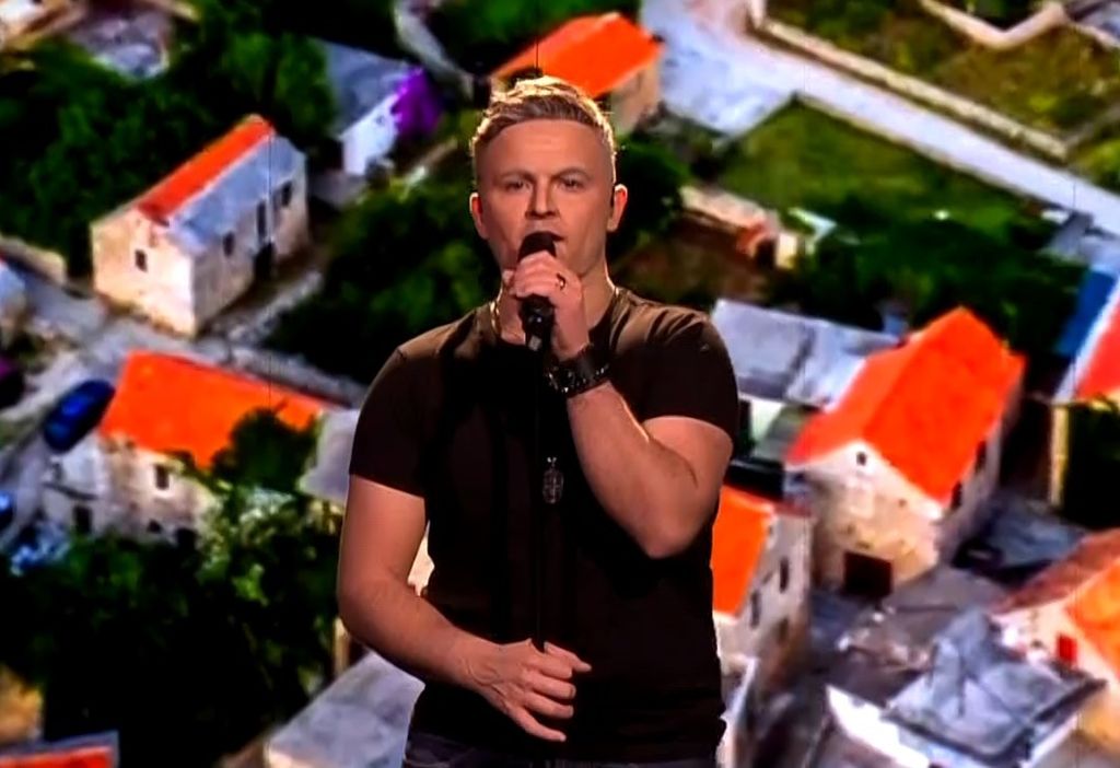 Sven Pocrnić kao Thompson