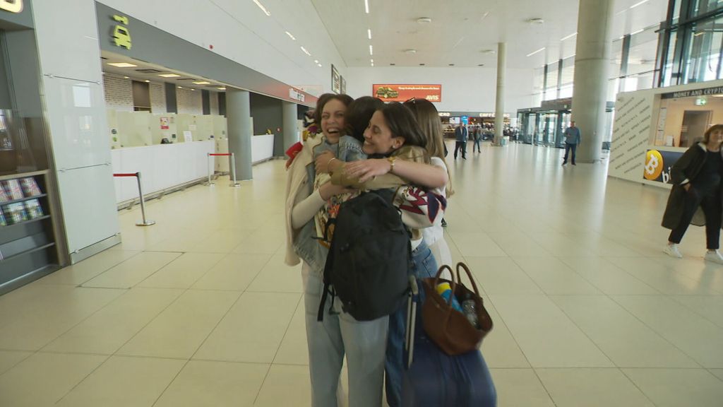 Povratak Hrvata iz Ujedinjenih Arapskih Emirata - 1