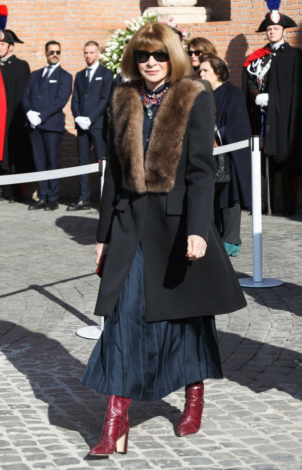 Anna Wintour na sprovodu Valentina Garavanija