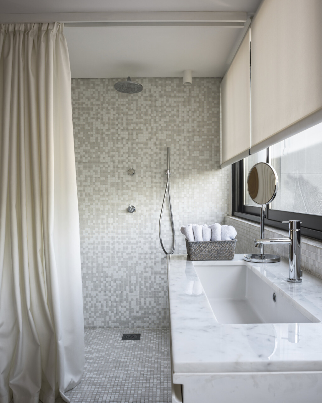 Tuš-kabine sa zavjesom - 10