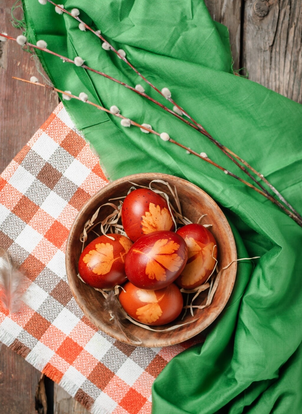 Narančaste i smeđe pisanice