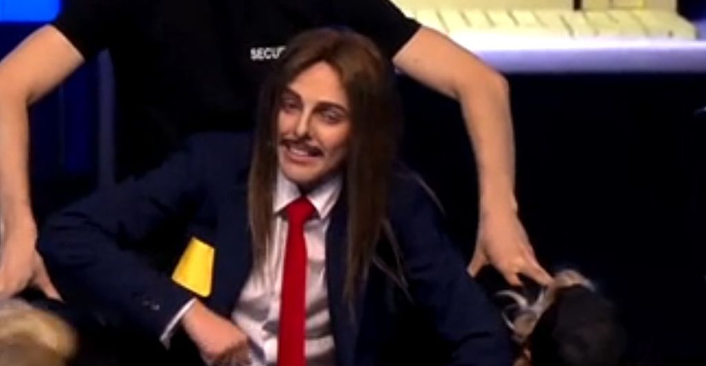 Nora Ćurković kao Tommy Cash