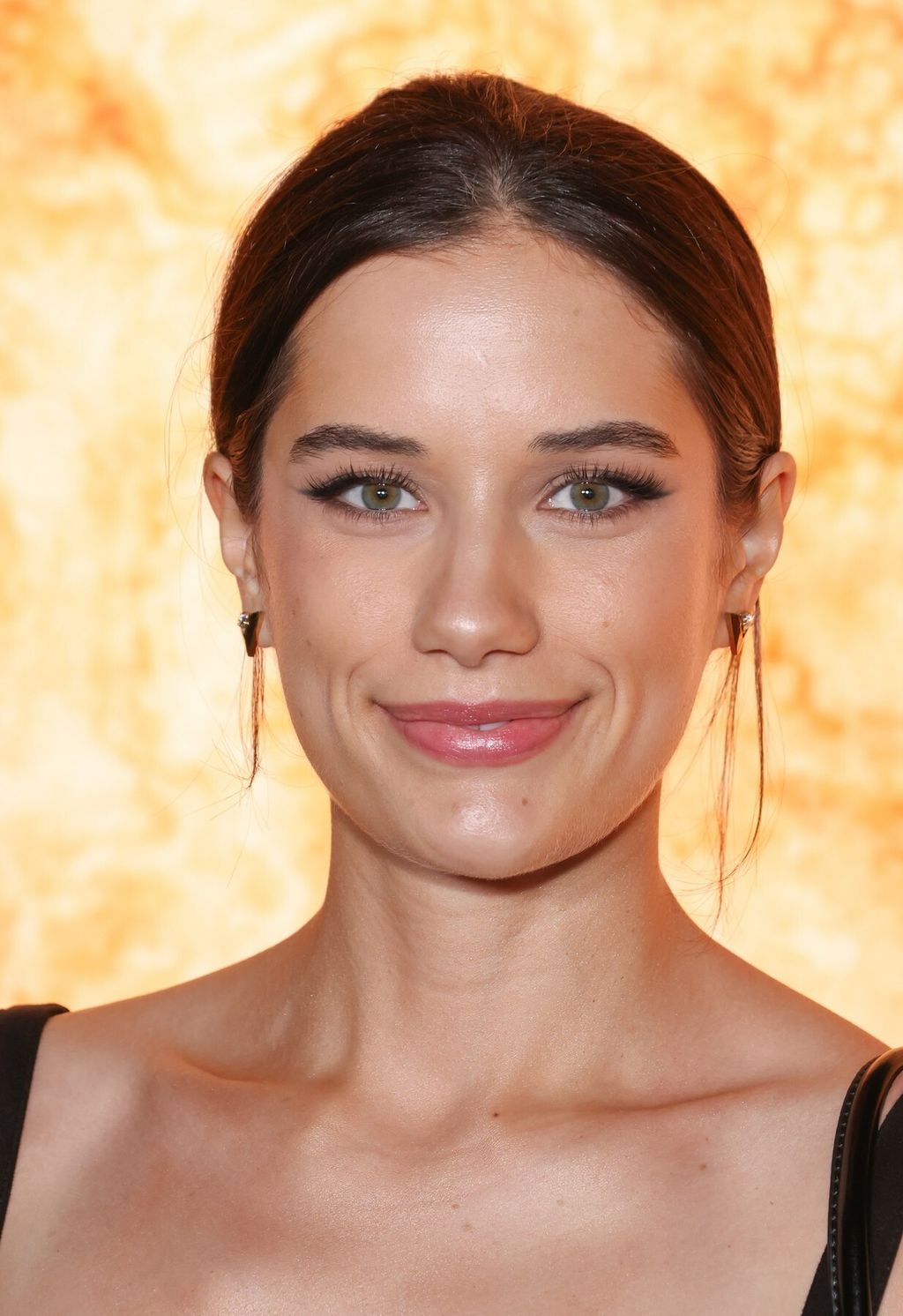 Ella Bleu Travolta - 1