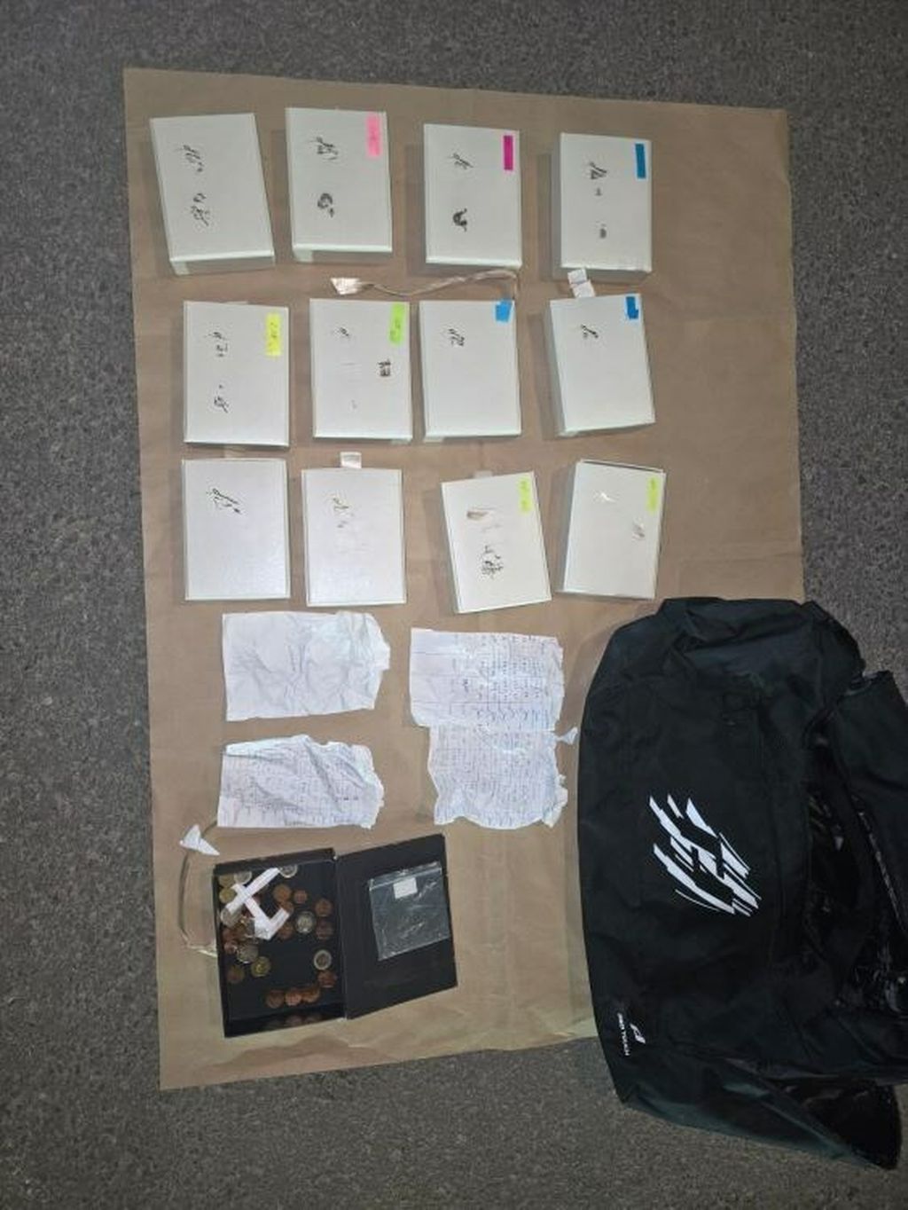 Predmeti koje je zagrebačka policija pronašla kod pljačkaša