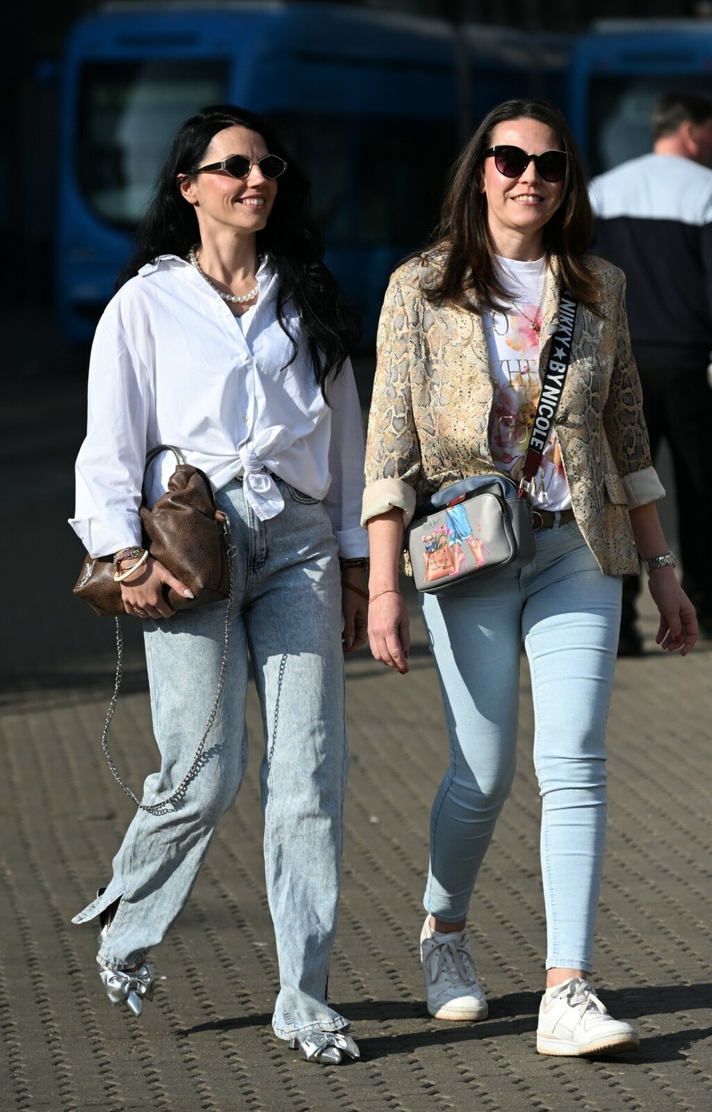 Zagrebačko izdanje u srebrnim štiklama