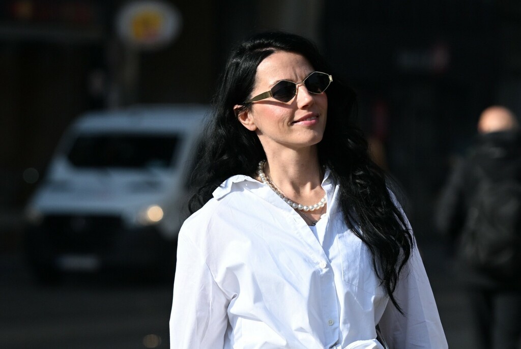 Zagrebačko izdanje u srebrnim štiklama