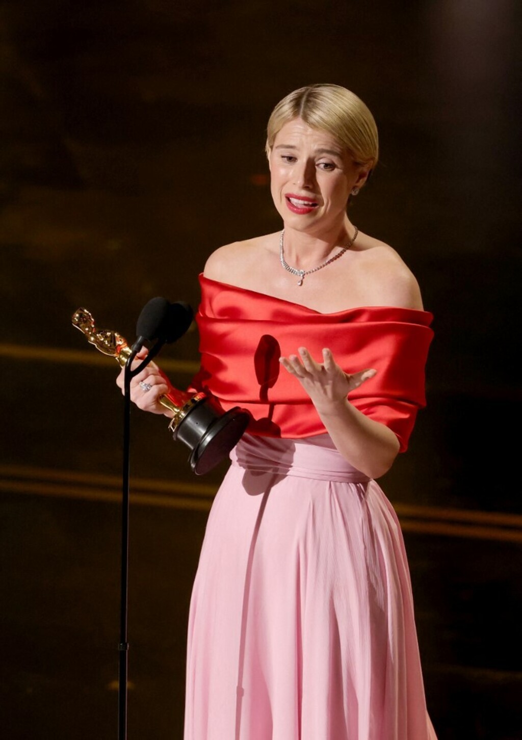 Jessie Buckley na 98. dodjeli Oscara