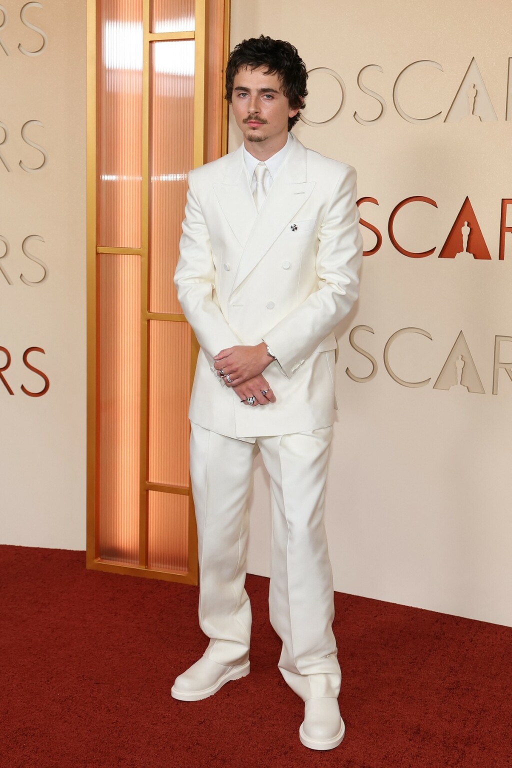 Timothee Chalamet u odijelu modne kuće Givenchy na Oscarima 2026.