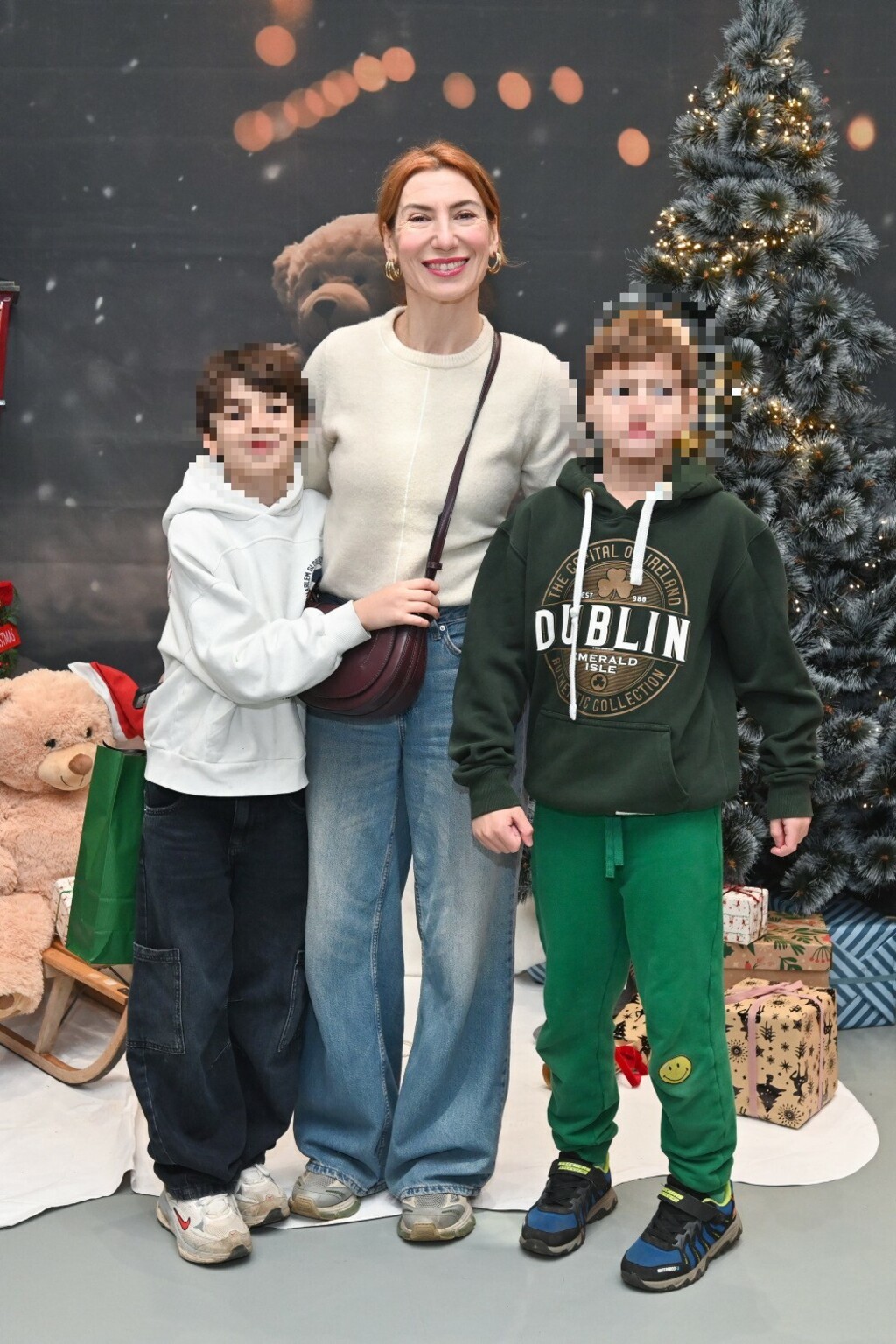 Daria Lorenci Flatz sa sinovima