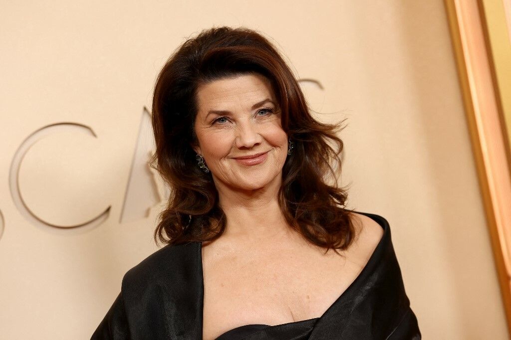 Daphne Zuniga - 2