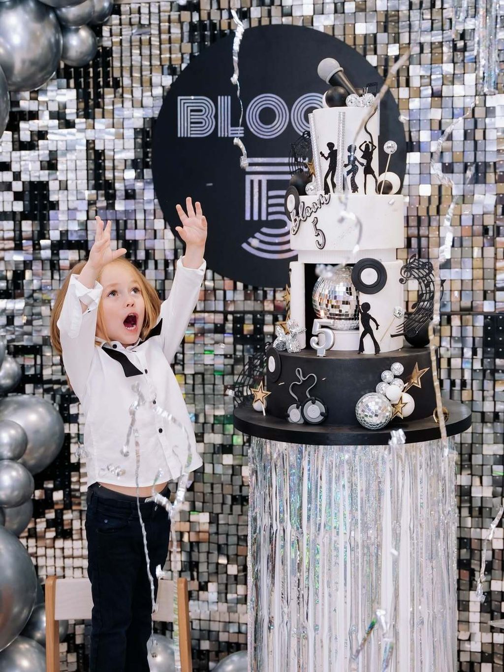 Maja Šuput na Instagramu, Bloom Tatarinov