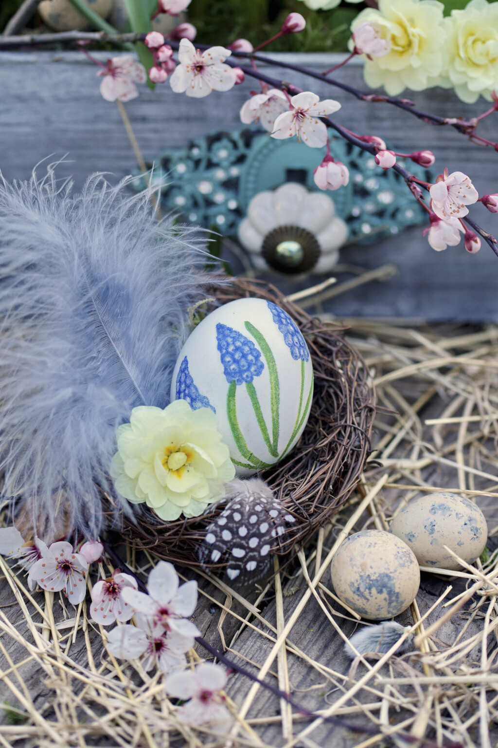 Uskrsne dekoracije s perjem - 12