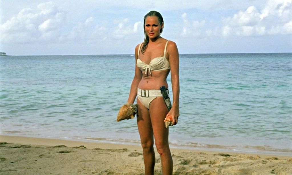 Ursula Andress - 7