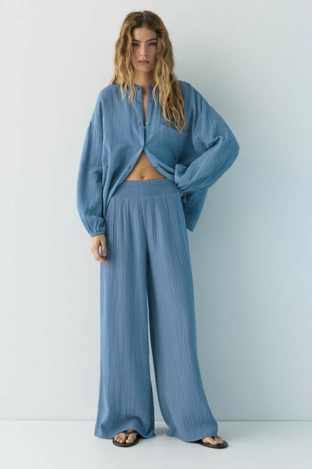 Pull&Bear, 22,99 + 22,99 eura