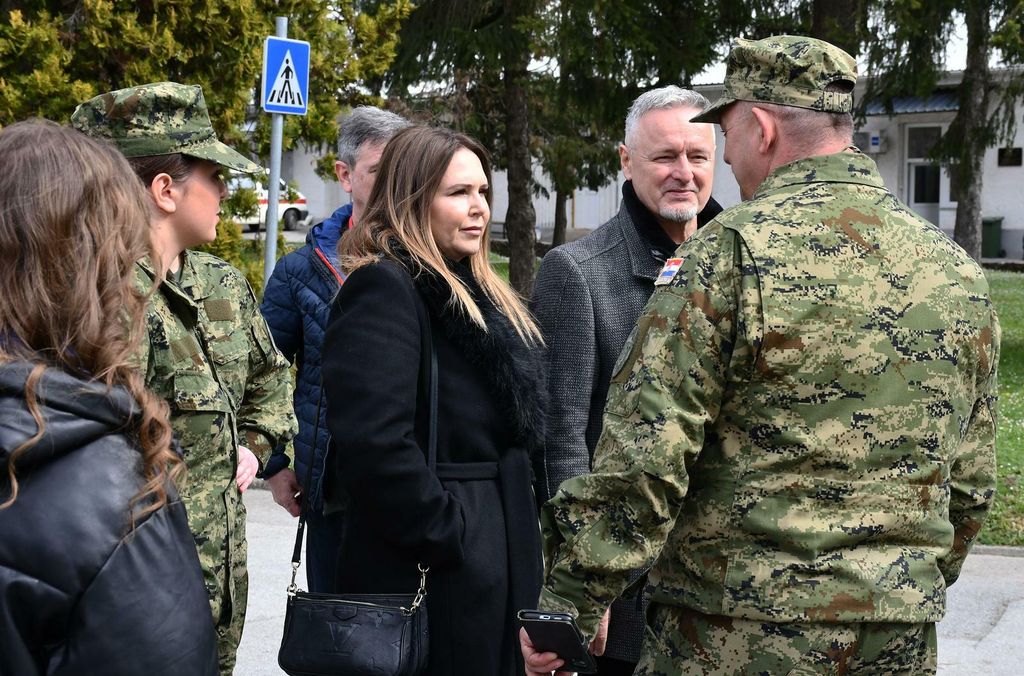 Marko Perković Thompson, Sandra Perković