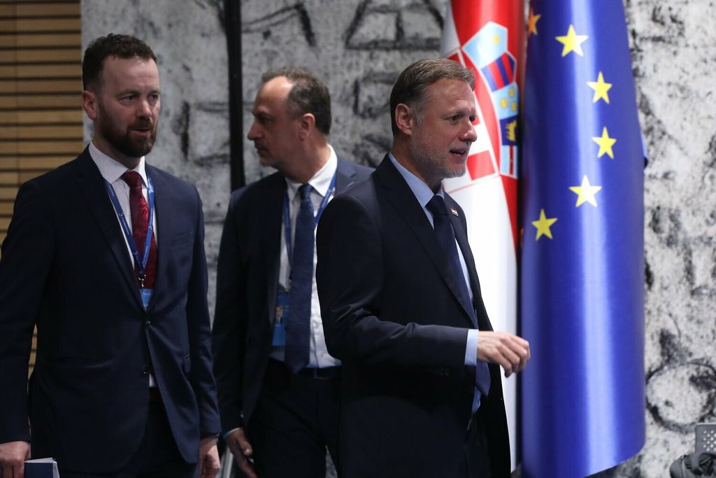 Parlamentarni samit Inicijative triju mora - 22