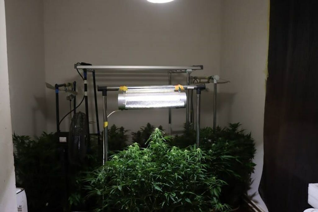 Zagrebačka policija na Trešnjevci pronašla drogu - 5