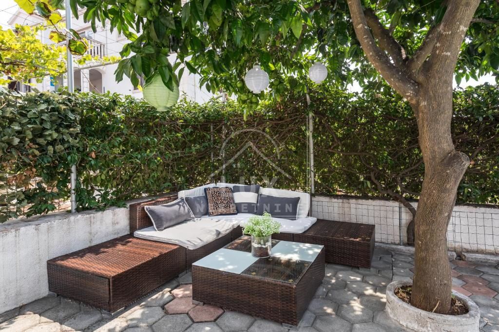 Kuća u Sutivanu na Braču